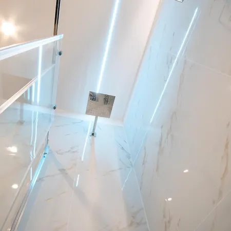 Gaia Station Apartment